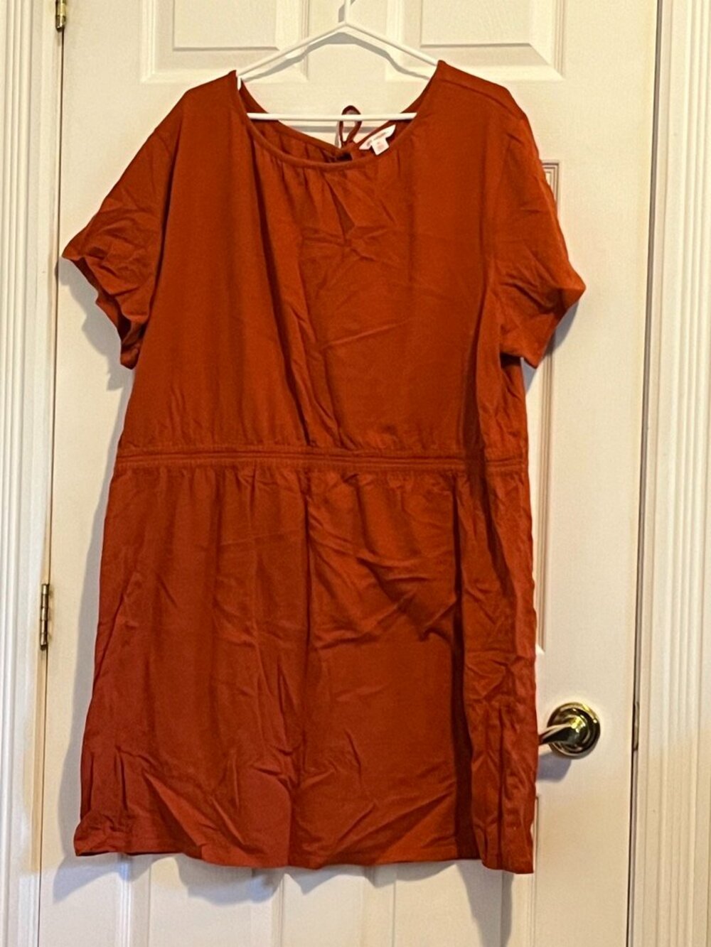 Orange short dress with waist drawstring